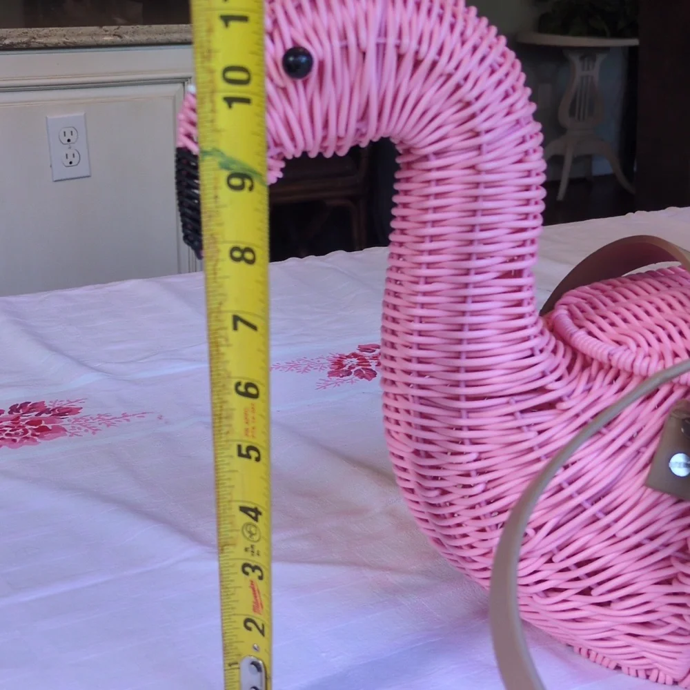 NWOT Pink Flamingo Wicker Purse Bag Basket - Picture 9 of 13
